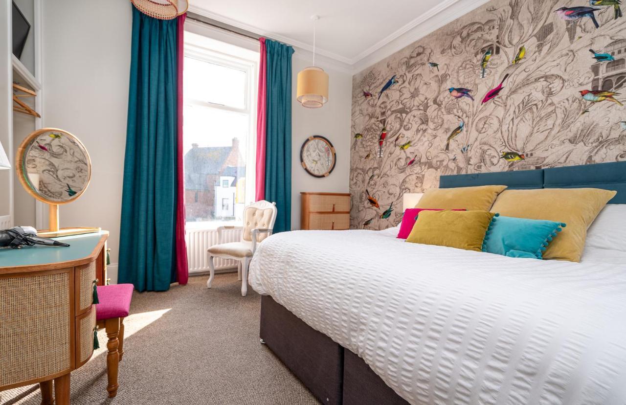 Antrim House Guest Rooms & Suites (Adults Only) Portrush Exterior photo