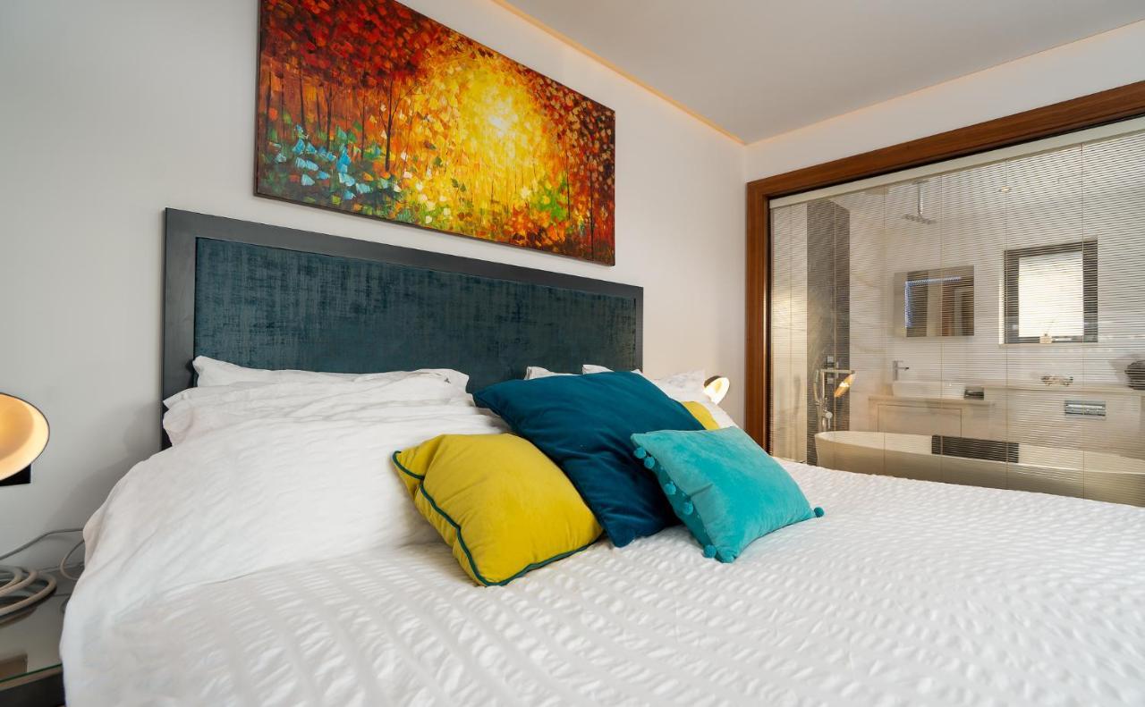 Antrim House Guest Rooms & Suites (Adults Only) Portrush Exterior photo