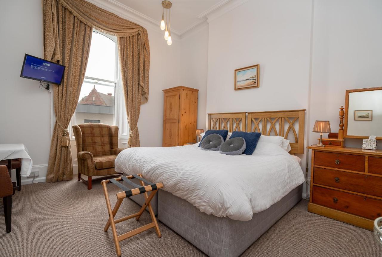 Antrim House Guest Rooms & Suites (Adults Only) Portrush Exterior photo