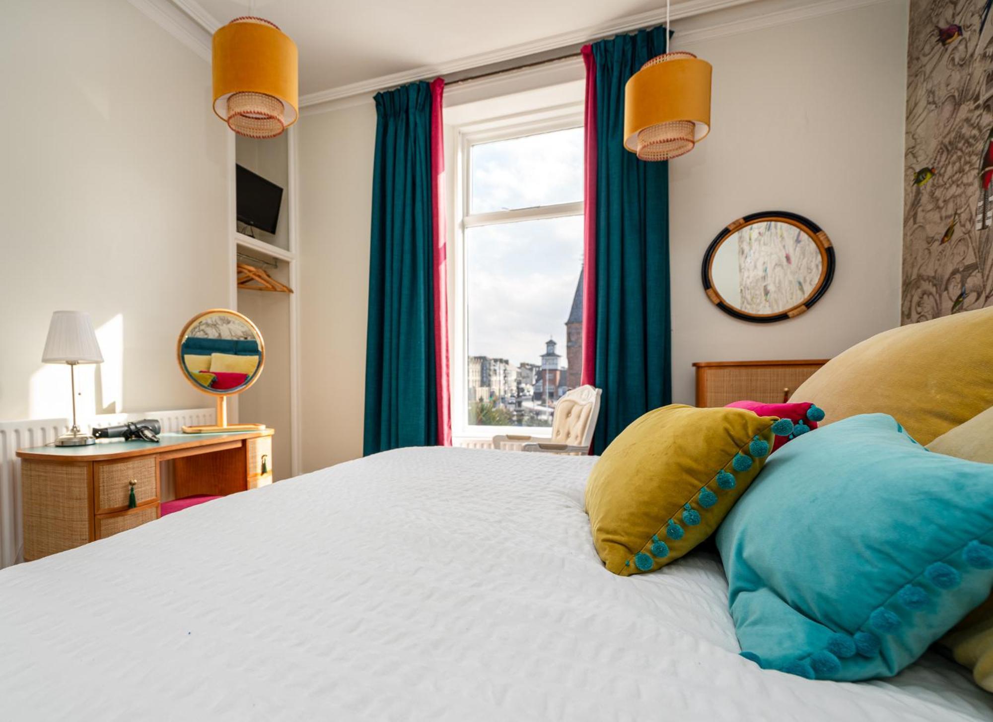 Antrim House Guest Rooms & Suites (Adults Only) Portrush Exterior photo